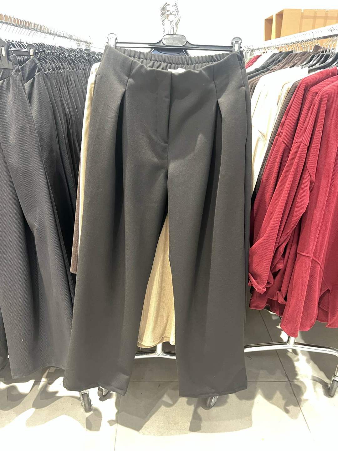 Wide-Leg-Hose mit Falten
