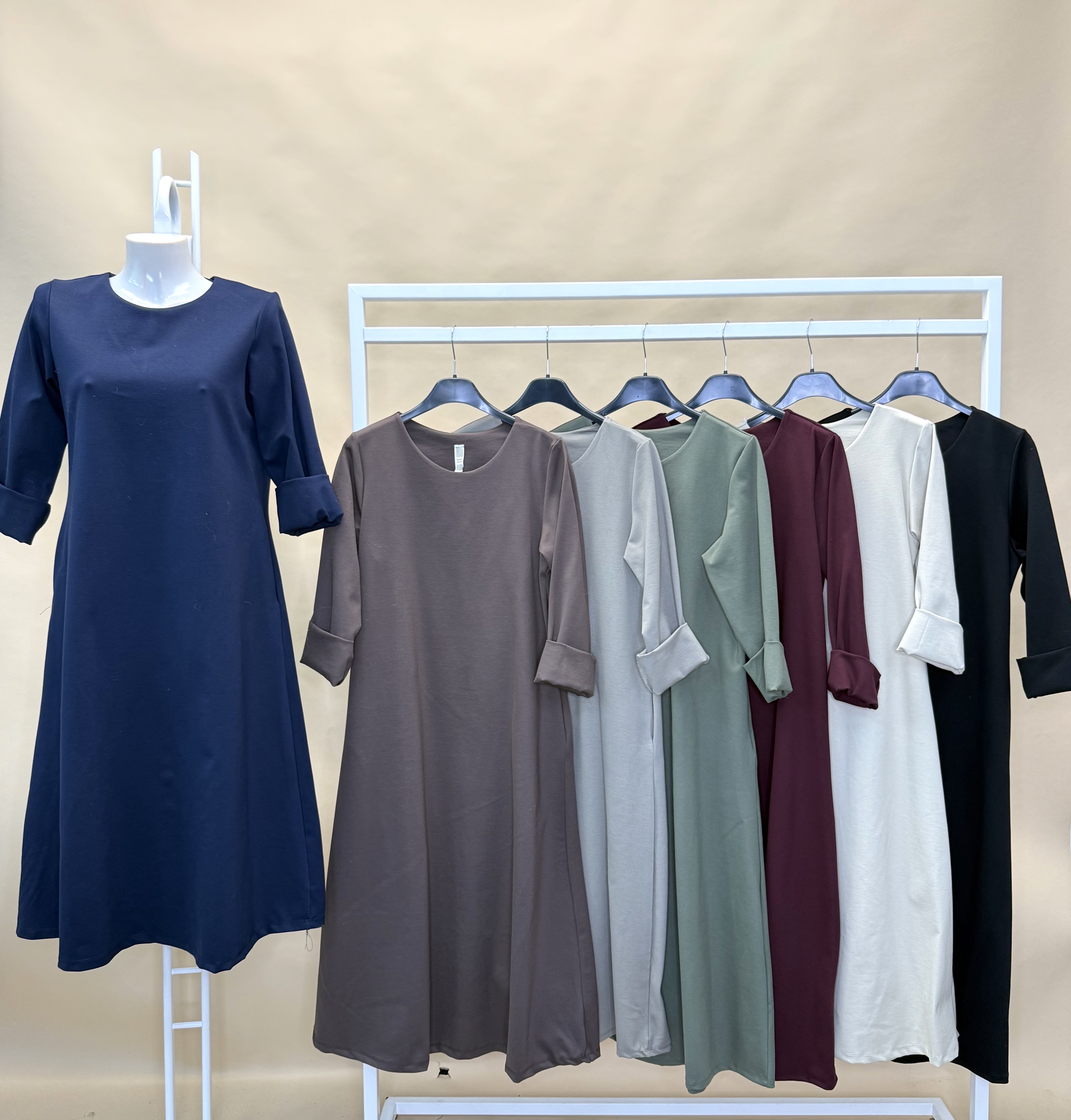 Trapezkleid mit 3/4-Ärmeln