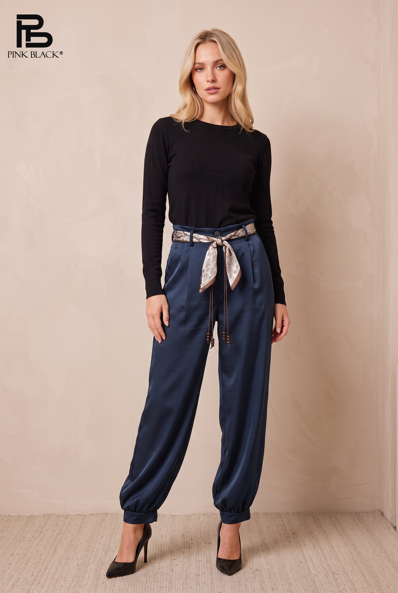 Jogger‑Hose mit Falten und hohem Bund