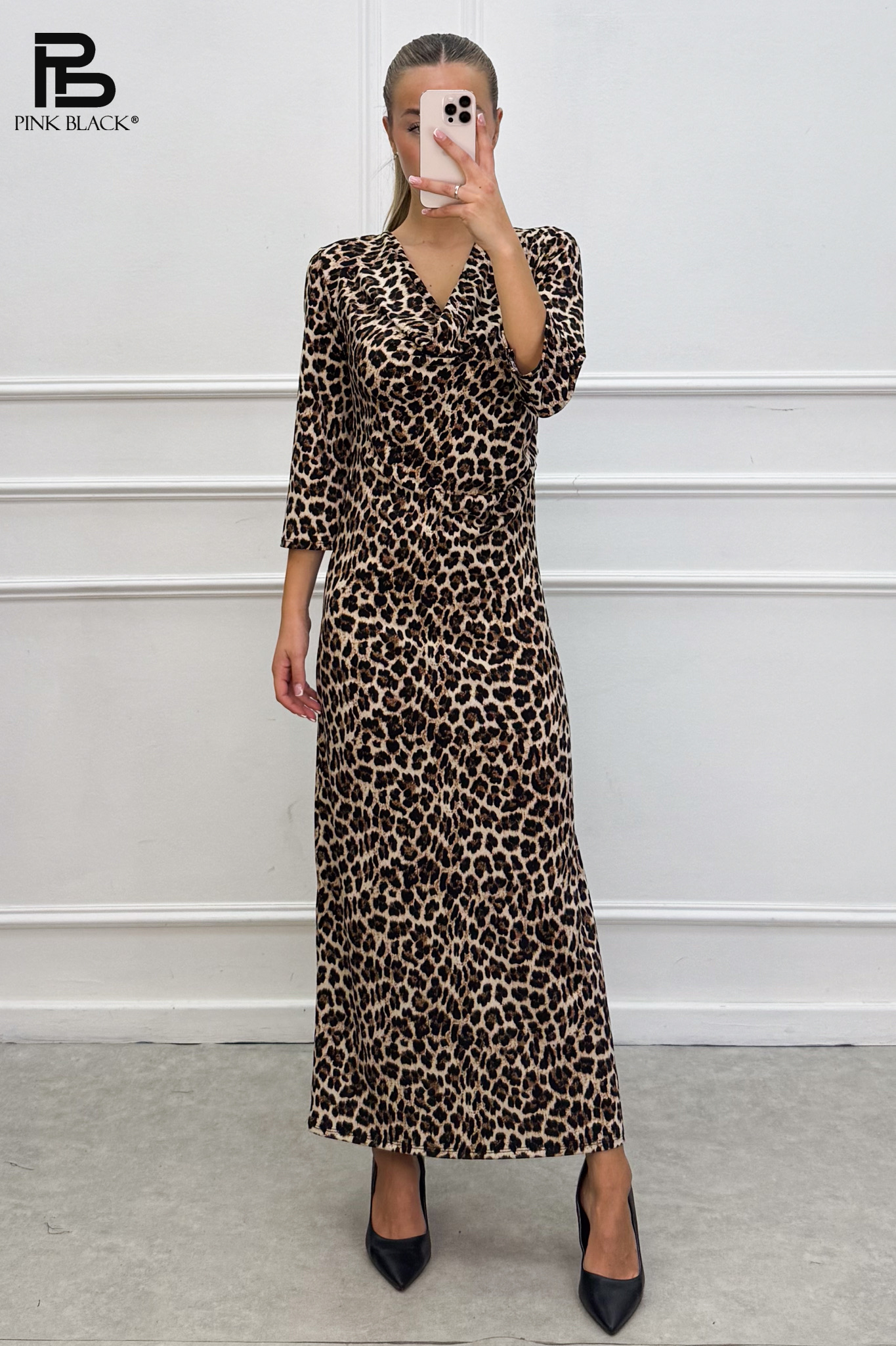 Maxikleid mit Wasserfall-Ausschnitt