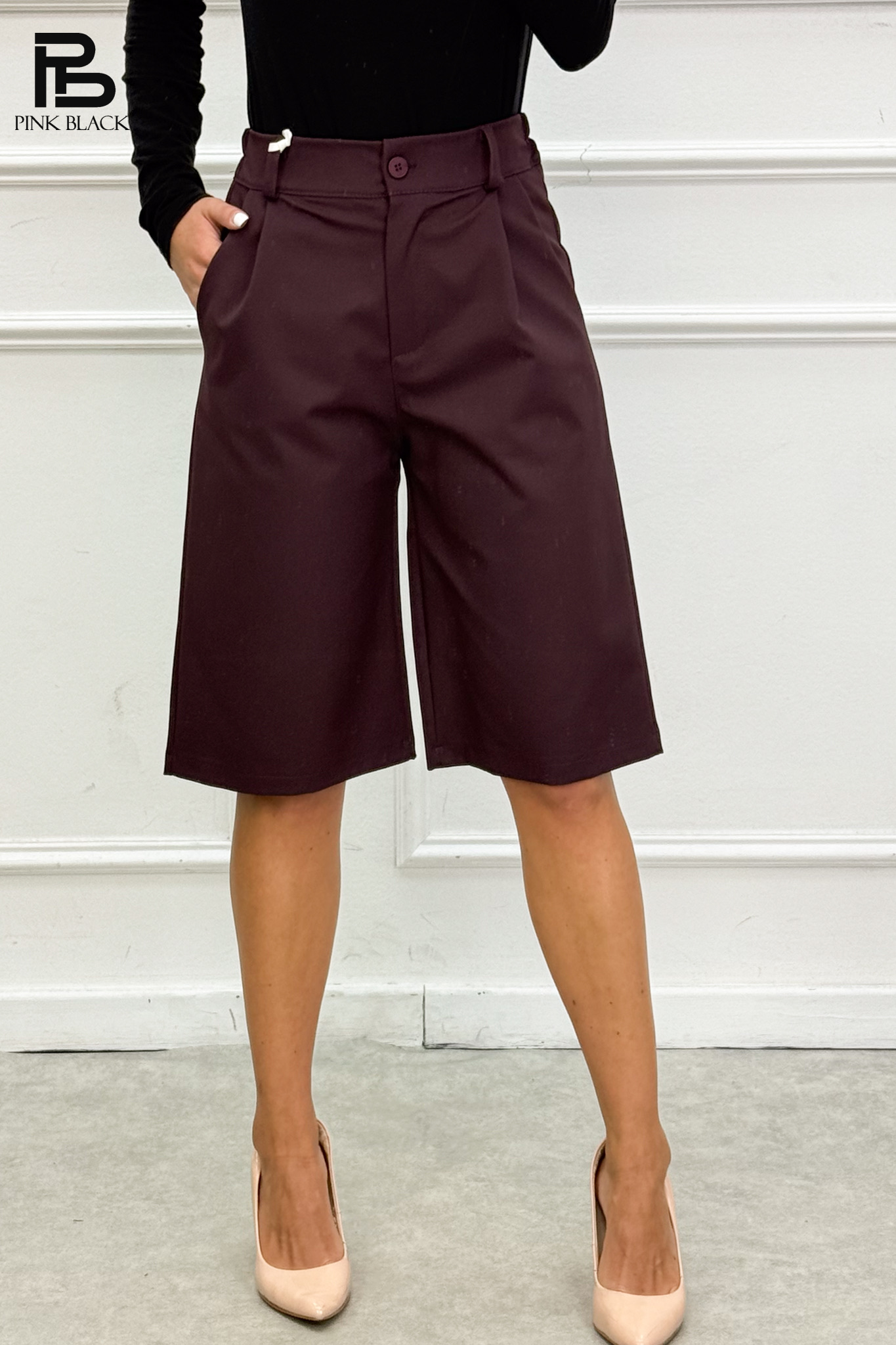 Bermudas mit hohem Bund