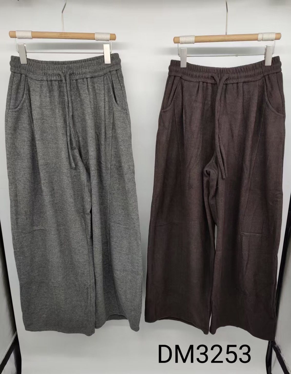 Wide‑Leg Hosen mit Kordelzug