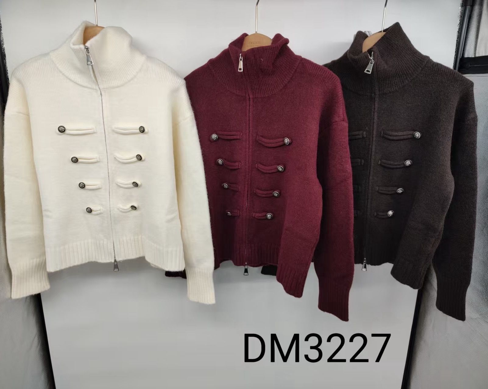 Gerippte Jacke mit Rollkragen