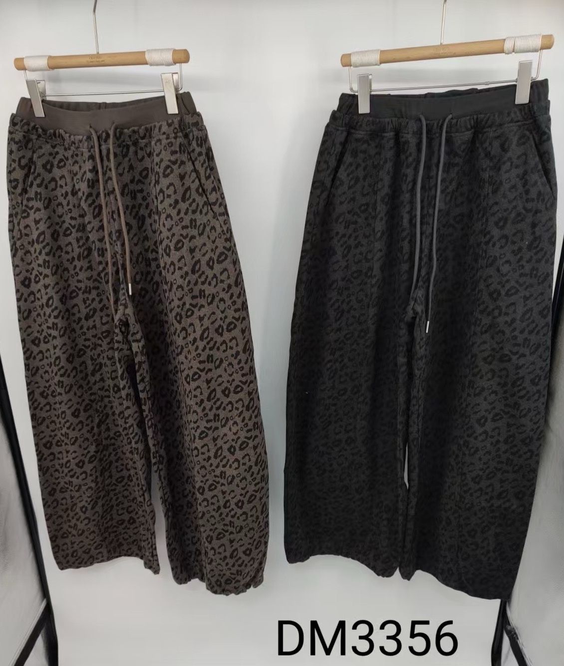 Weite Hose mit Tunnelzug