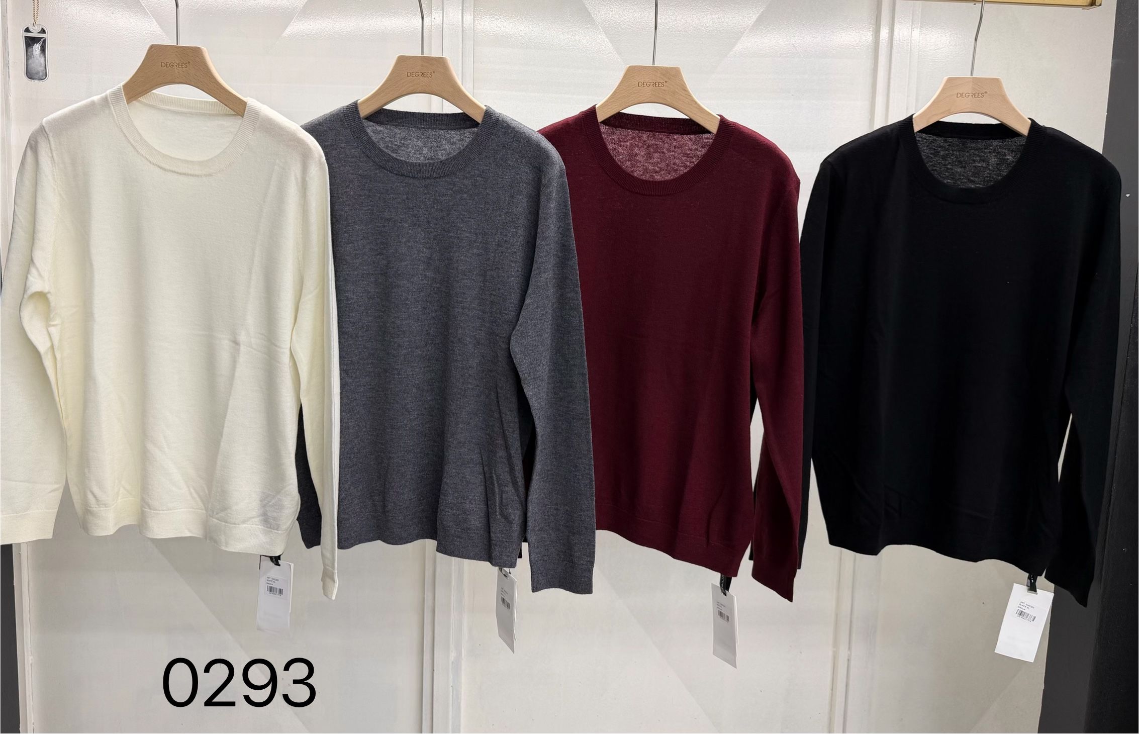 Schlichter Pullover mit Rundhals