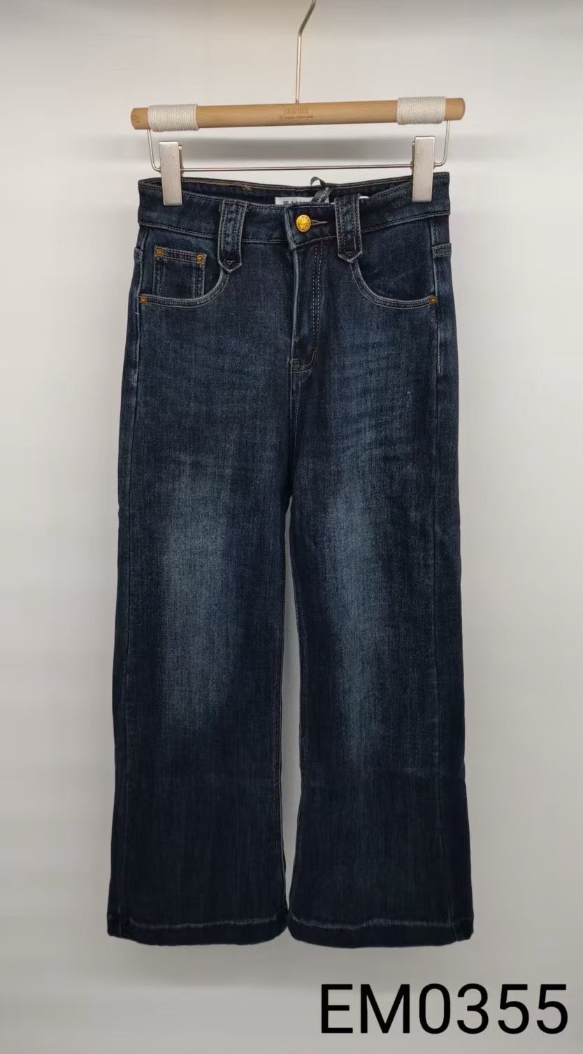 Gerade Jeans mit hoher Taille