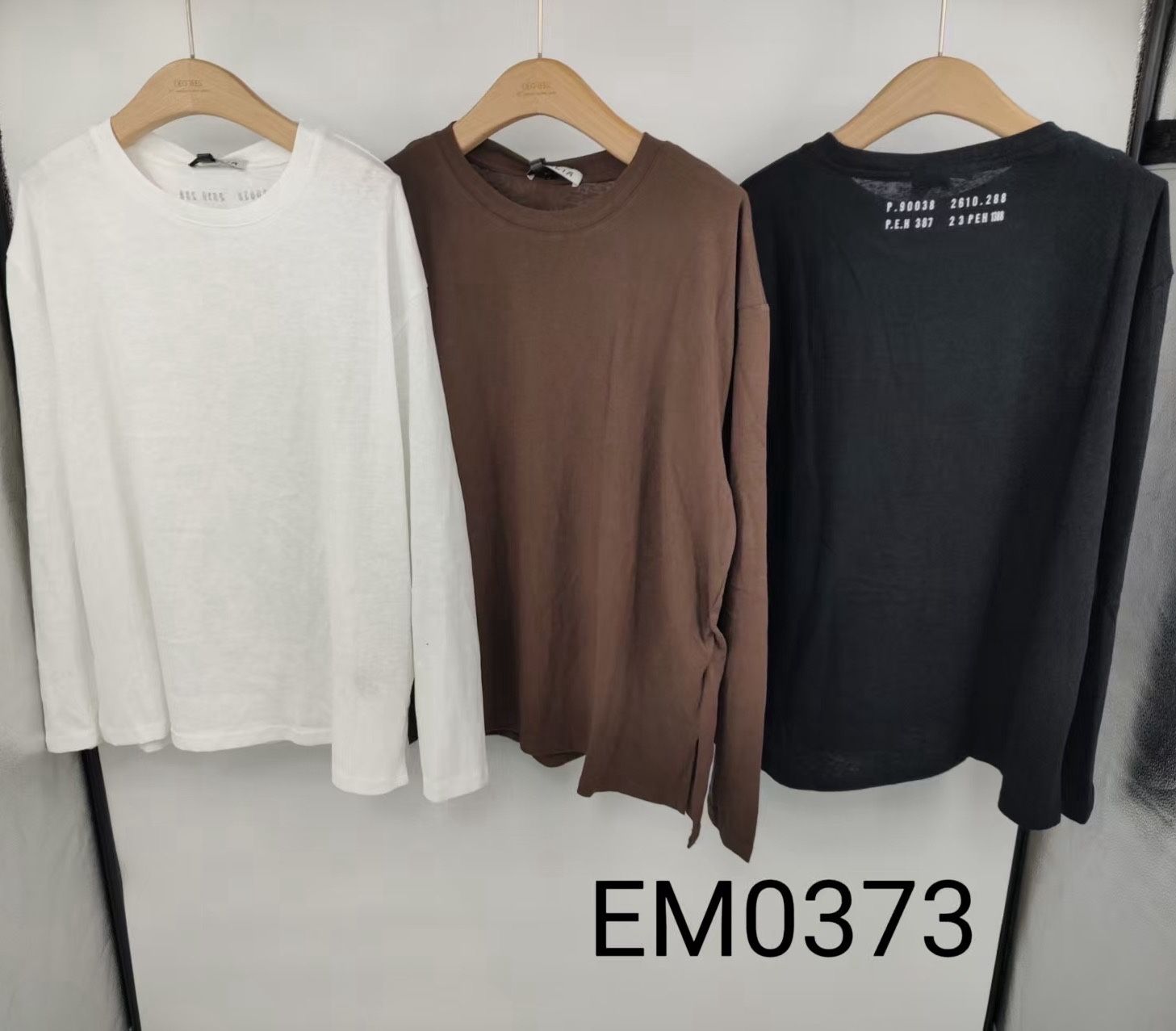Locker geschnittene Bluse mit Rundhals
