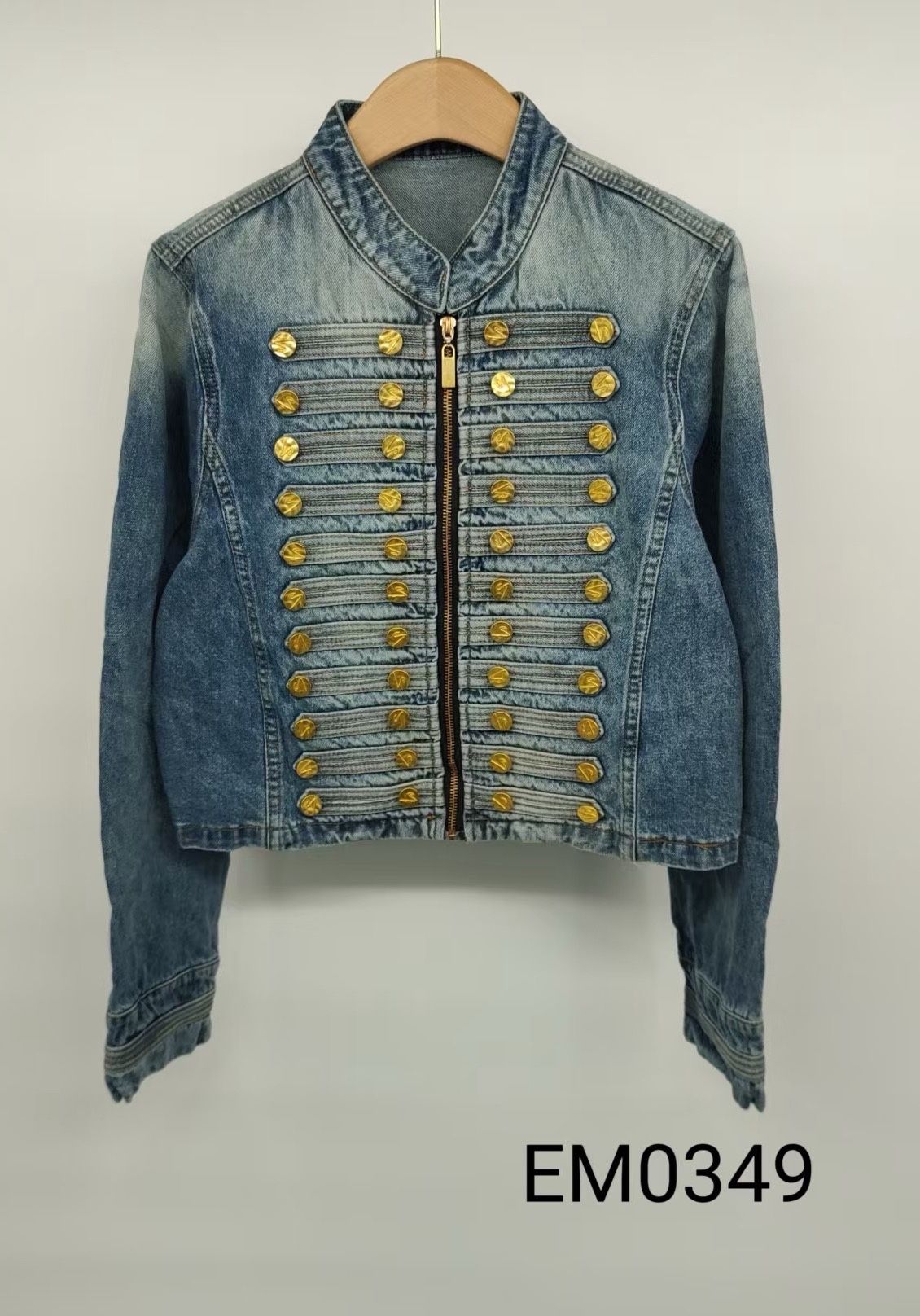 Taillierte Jacke mit Stehkragen