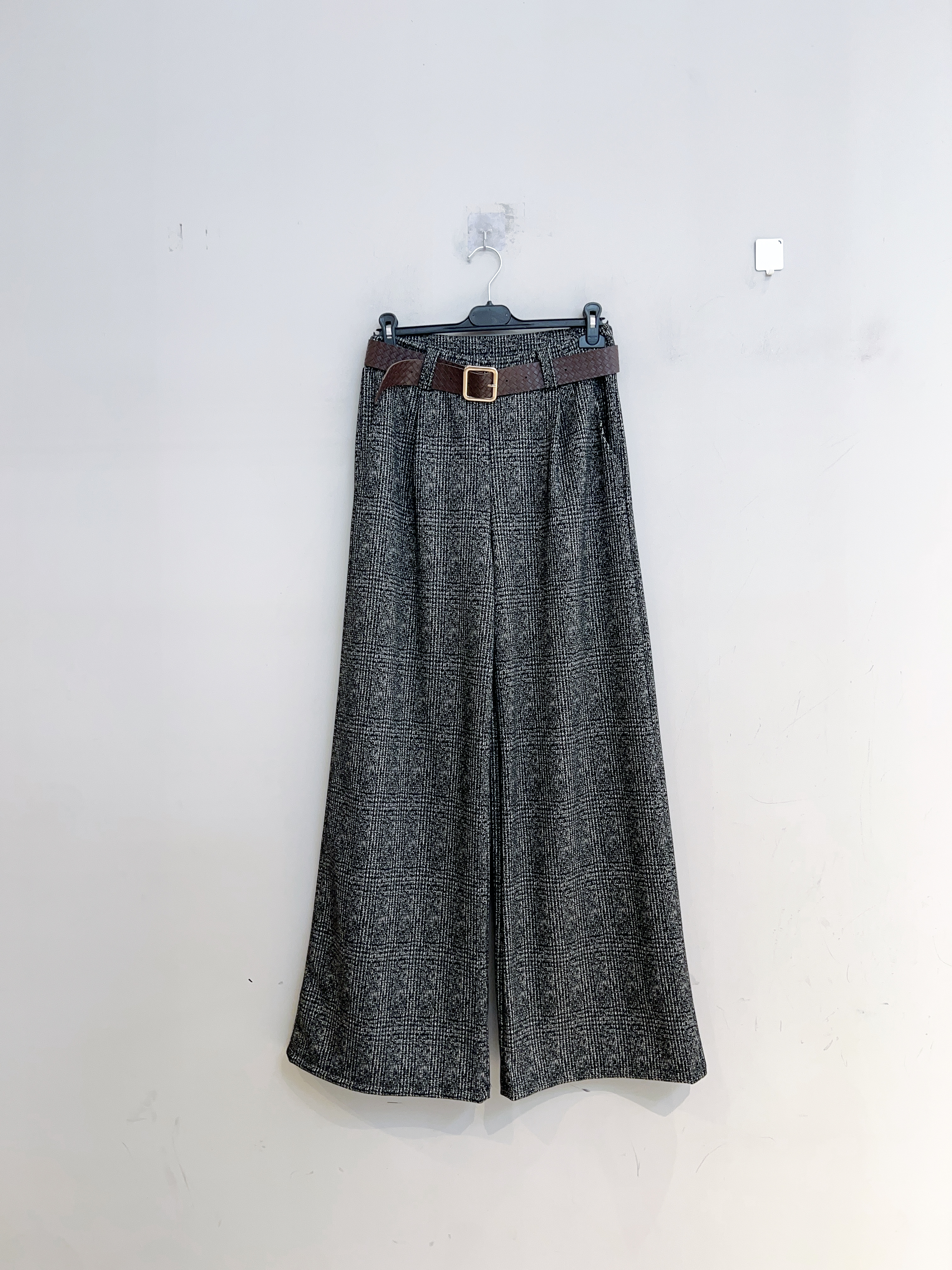 Palazzo-Hose mit Gürtel