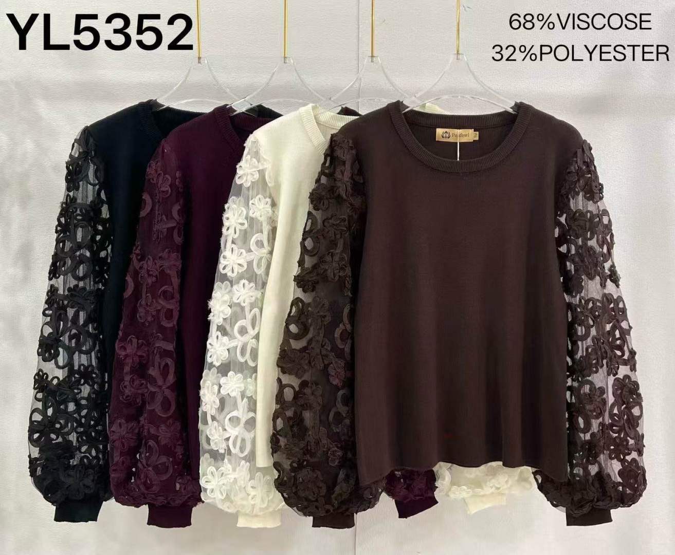 Bluse mit bestickten Ballonärmeln