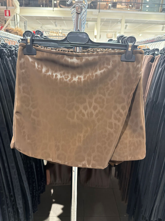 Rock-Shorts mit Leopardenmuster