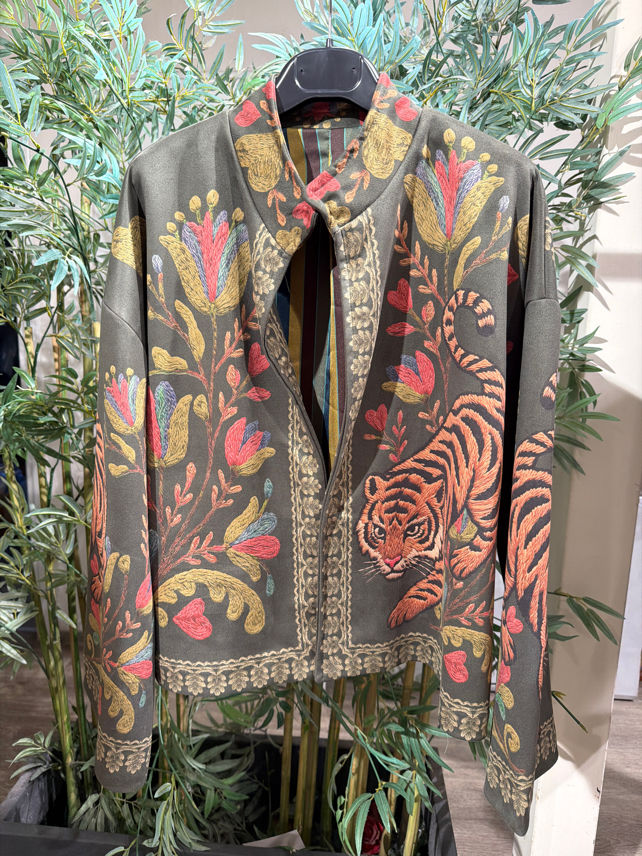 Lockere Jacke mit Muster