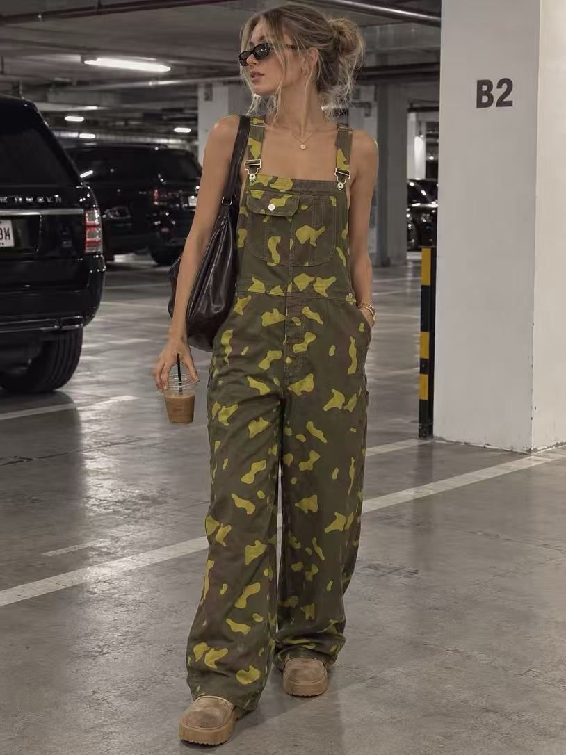 Denim-Overall mit Camouflage