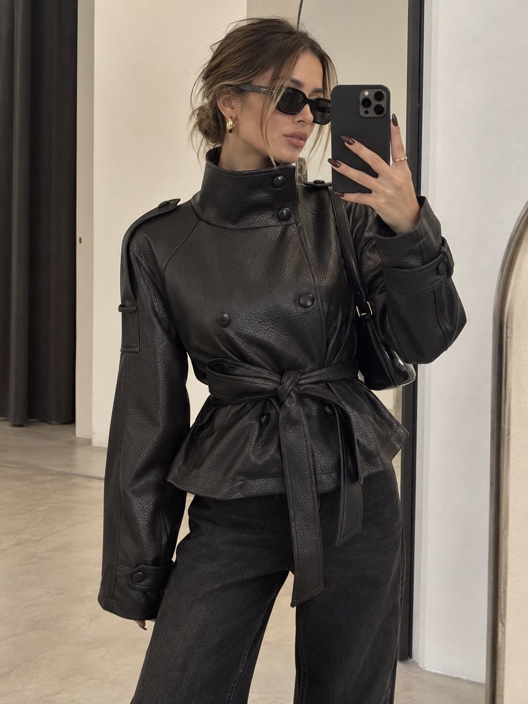 Taillierte Jacke mit Stehkragen