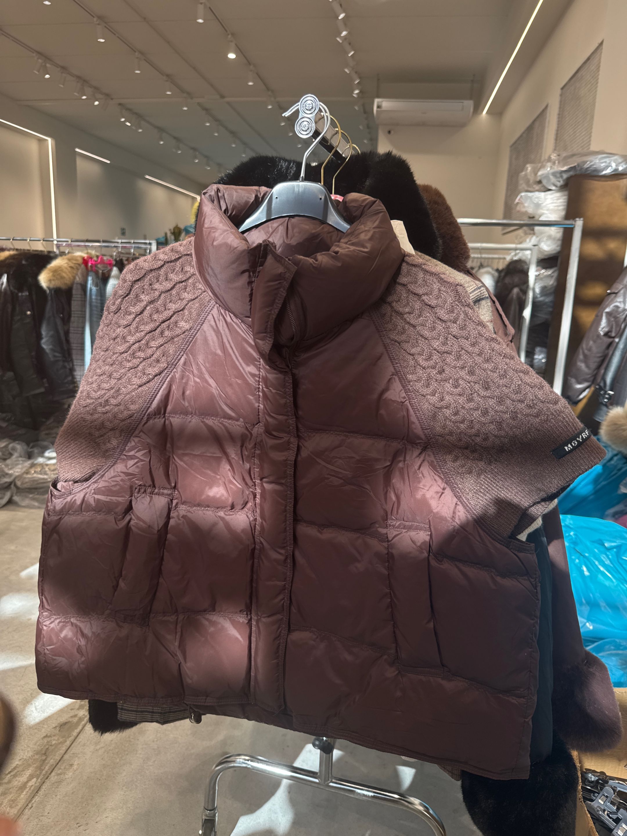Gesteppte Jacke mit Stehkragen