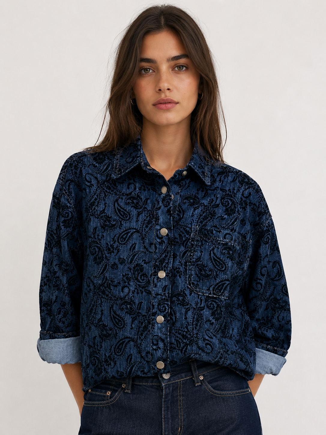 Lässiges Jeanshemd