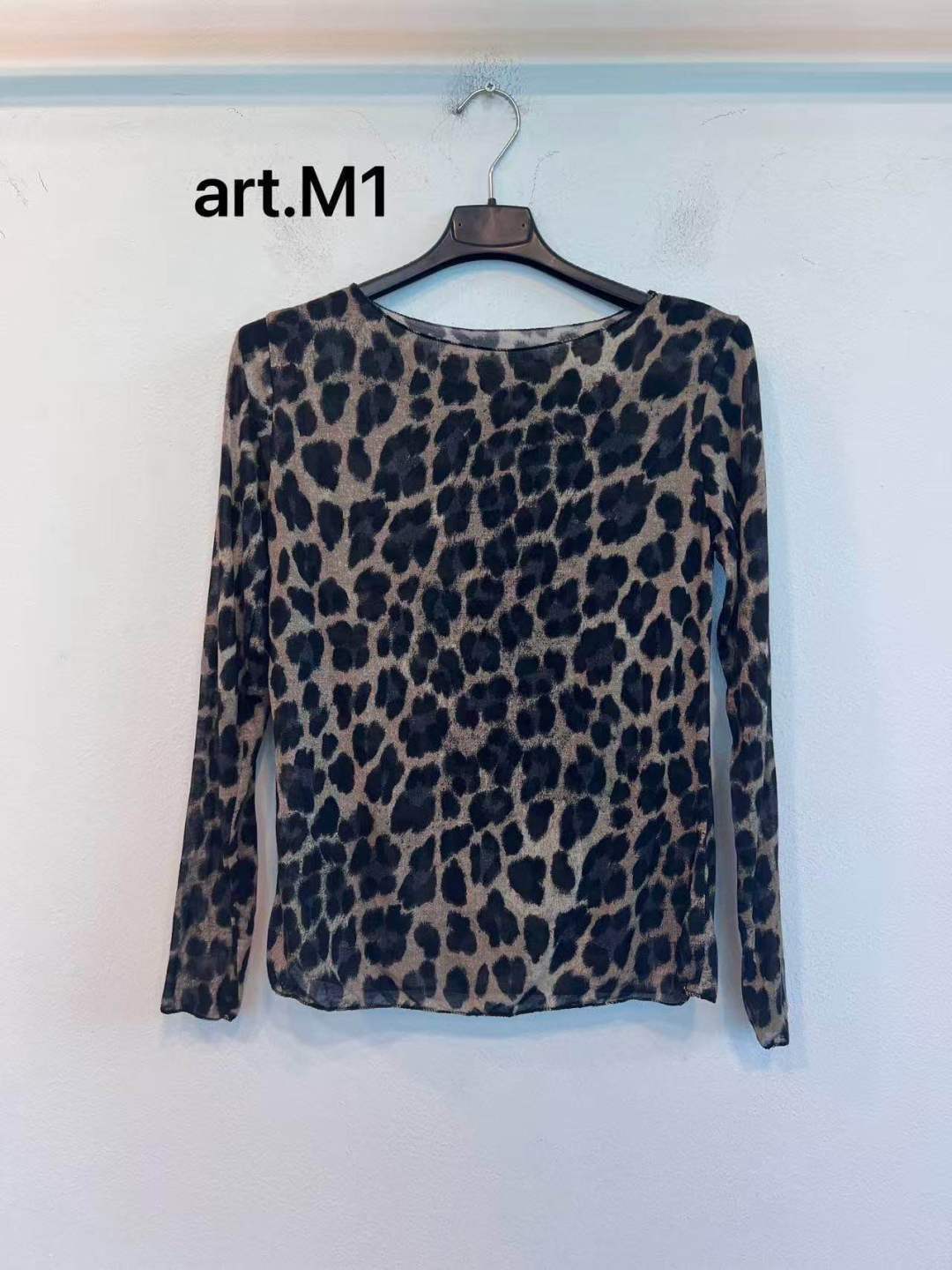 Oberteil mit Leopardenmuster