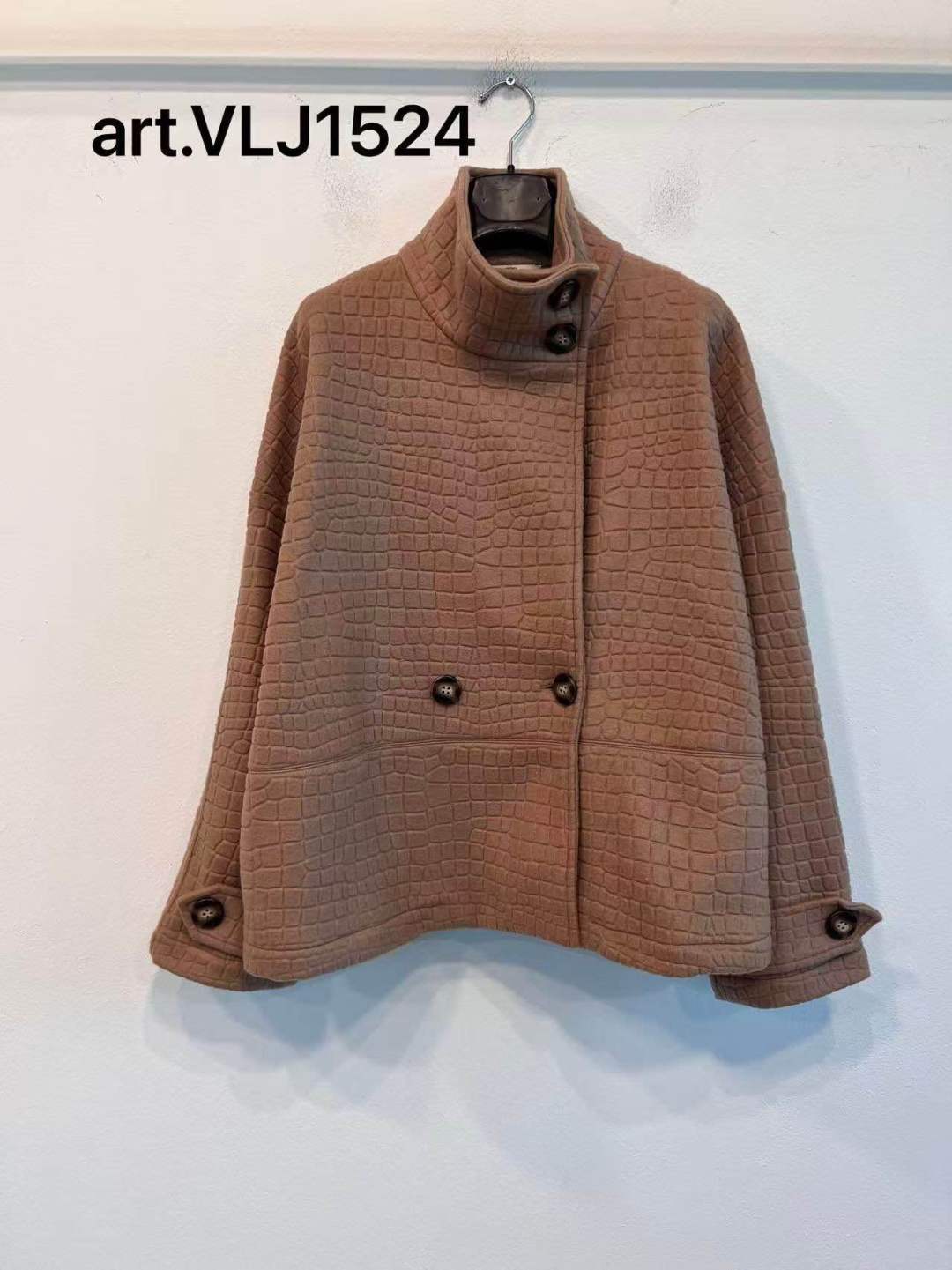 Lockere Jacke mit Stehkragen
