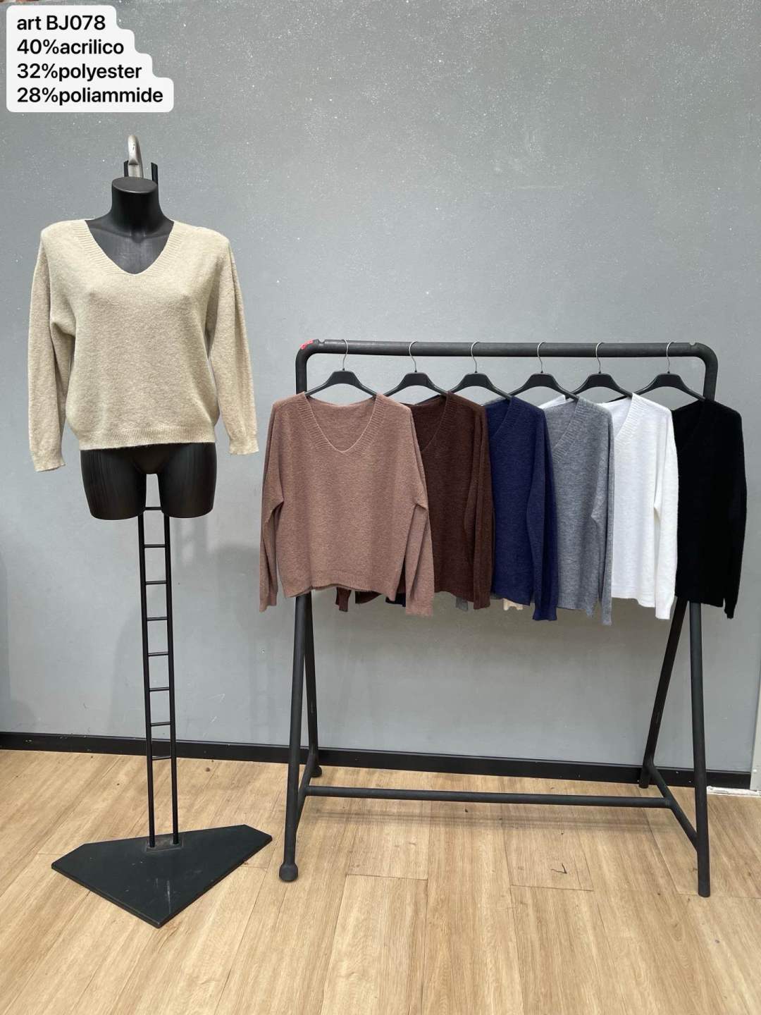 Pullover mit V‑Ausschnitt
