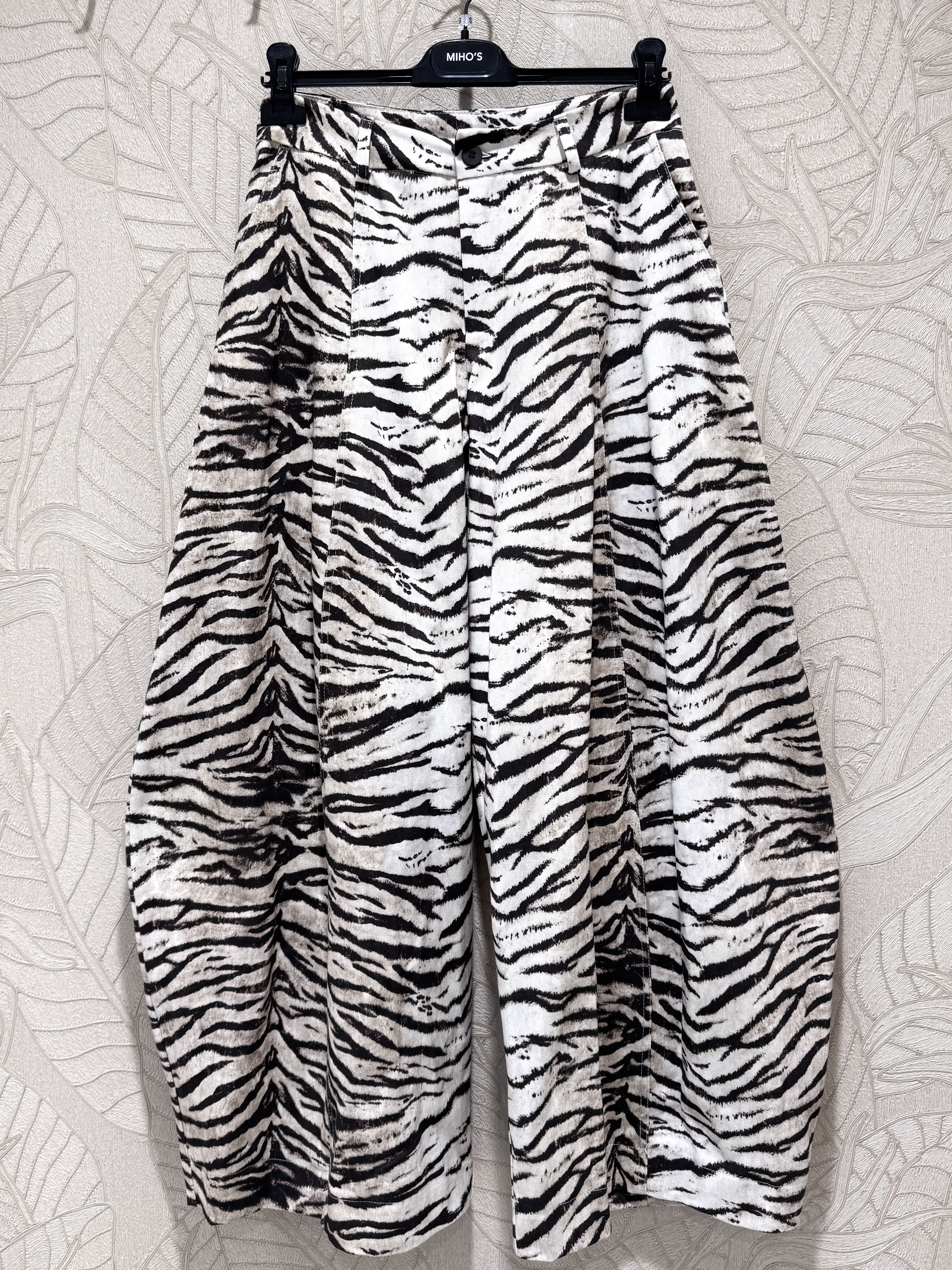 Wide‑Leg‑Hose im Zebra‑Look