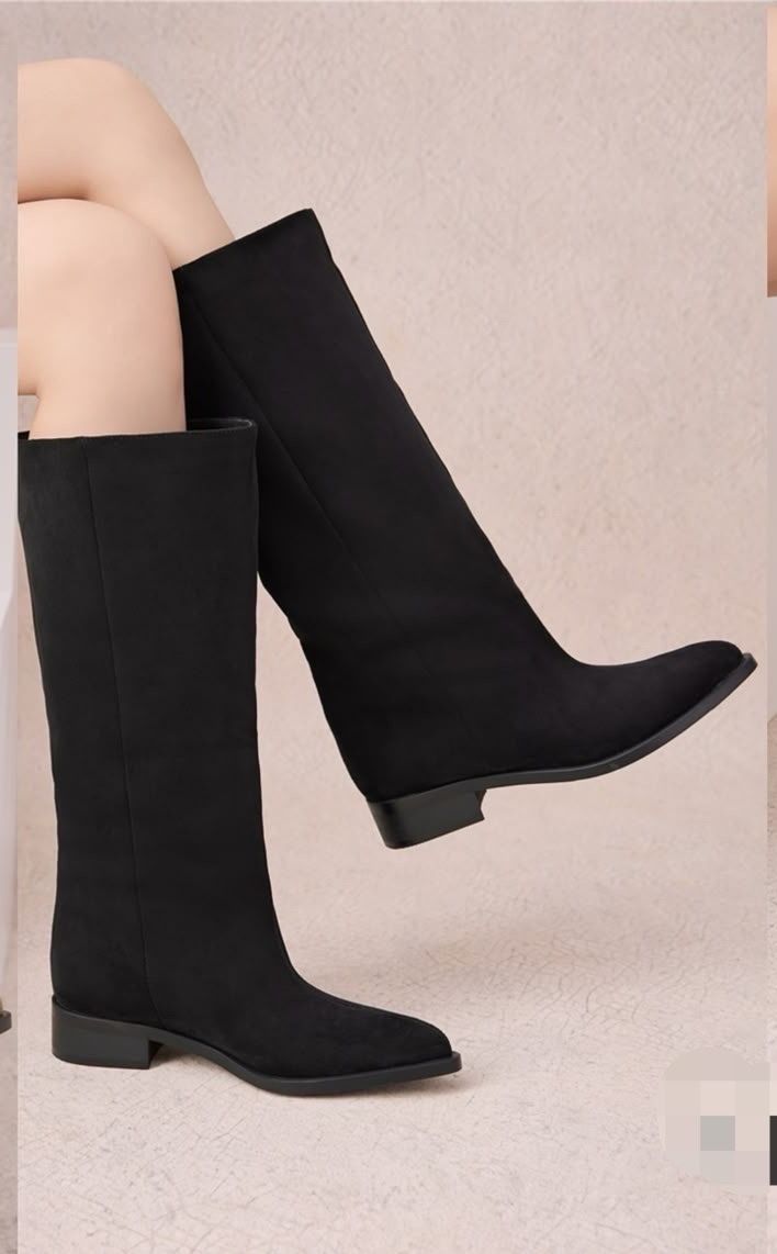 Matte Overknee-Stiefel