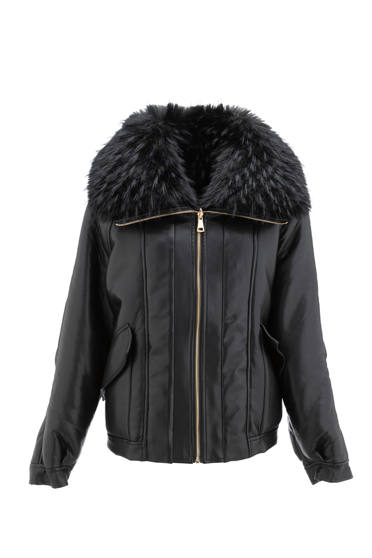 Kurze Jacke mit Kunstfellkragen