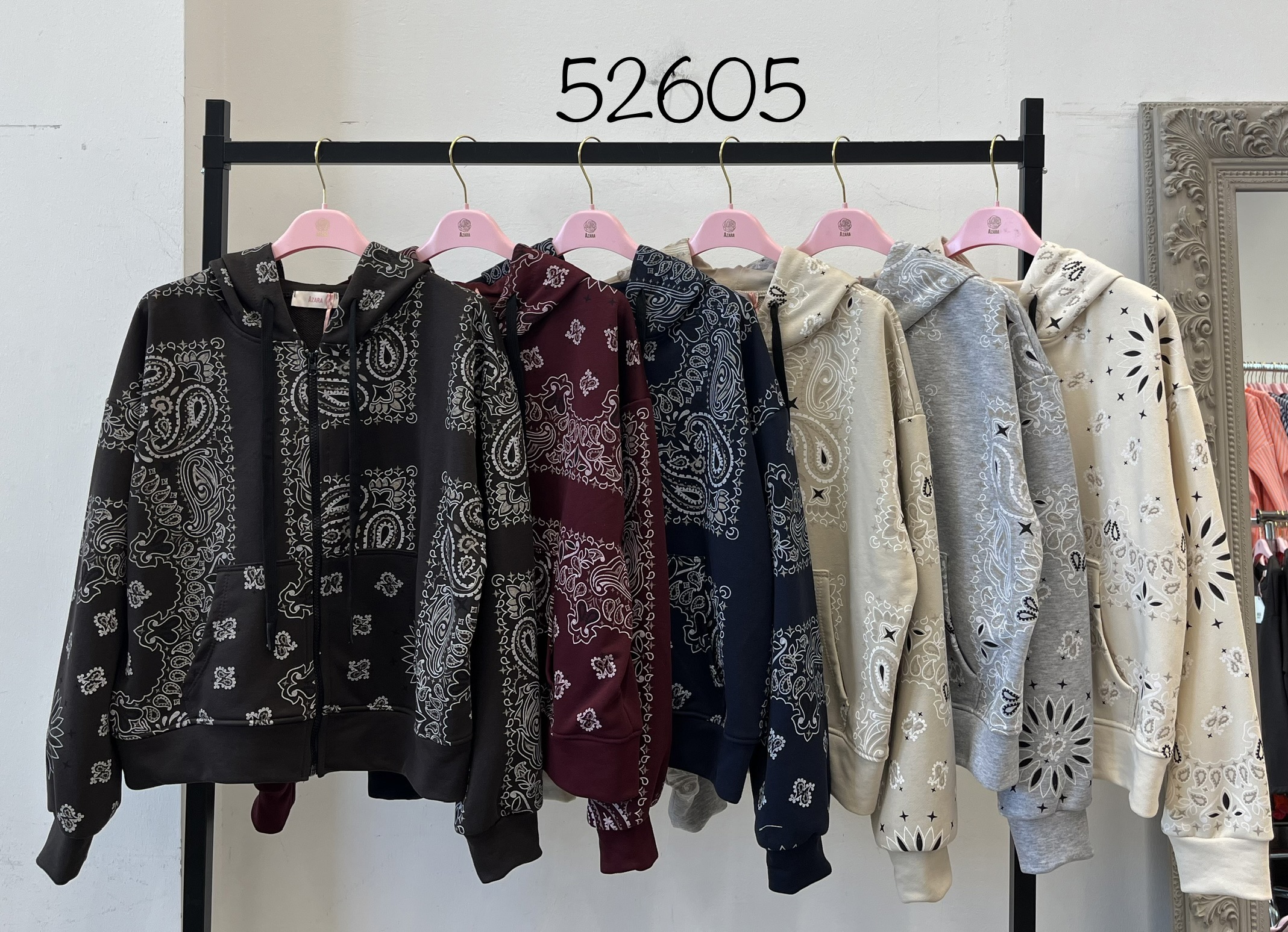 Kapuzensweatshirt mit Paisley