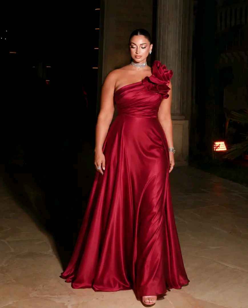 Maxikleid mit One-Shoulder