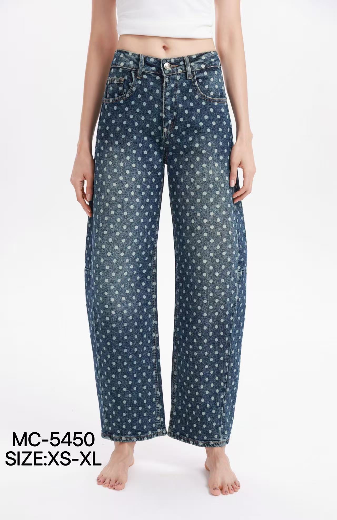 Weite Jeans mit hohem Bund