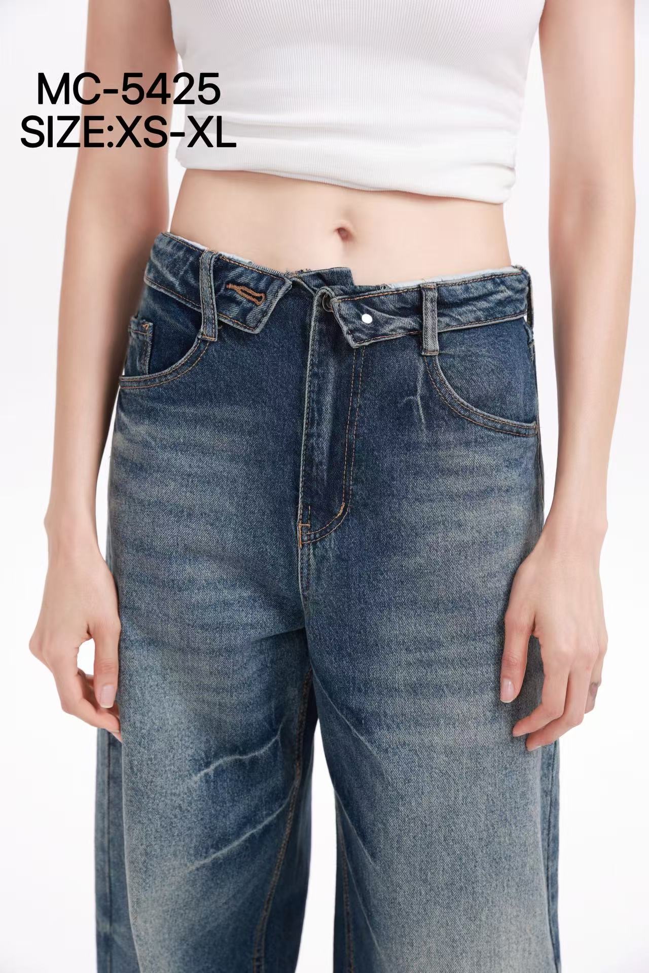 Jeans mit weitem Bein