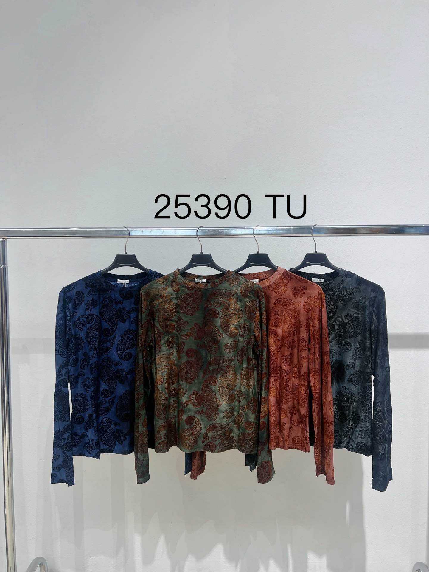 Figurbetontes Shirt mit Paisley-Muster