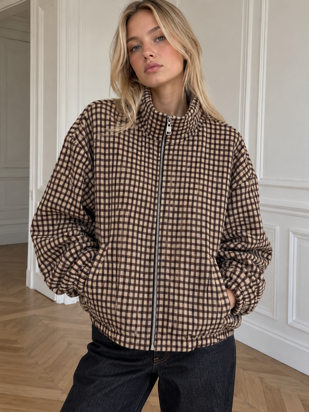 Oversize-Bomber mit Stehkragen