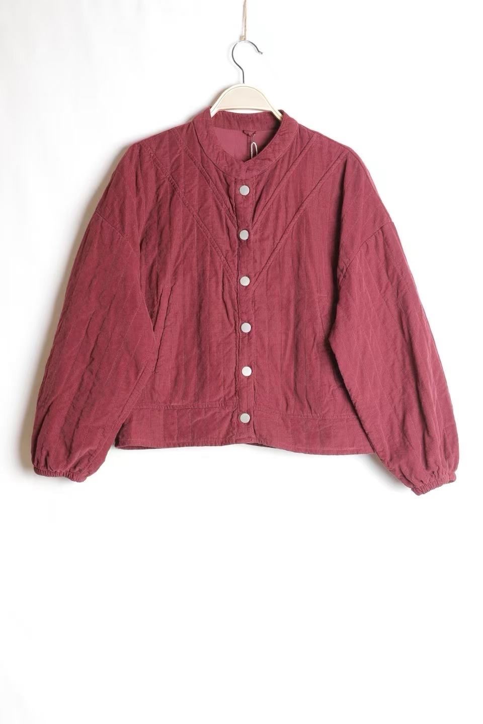 Locker geschnittene Jacke mit rechteckiger Silhouette