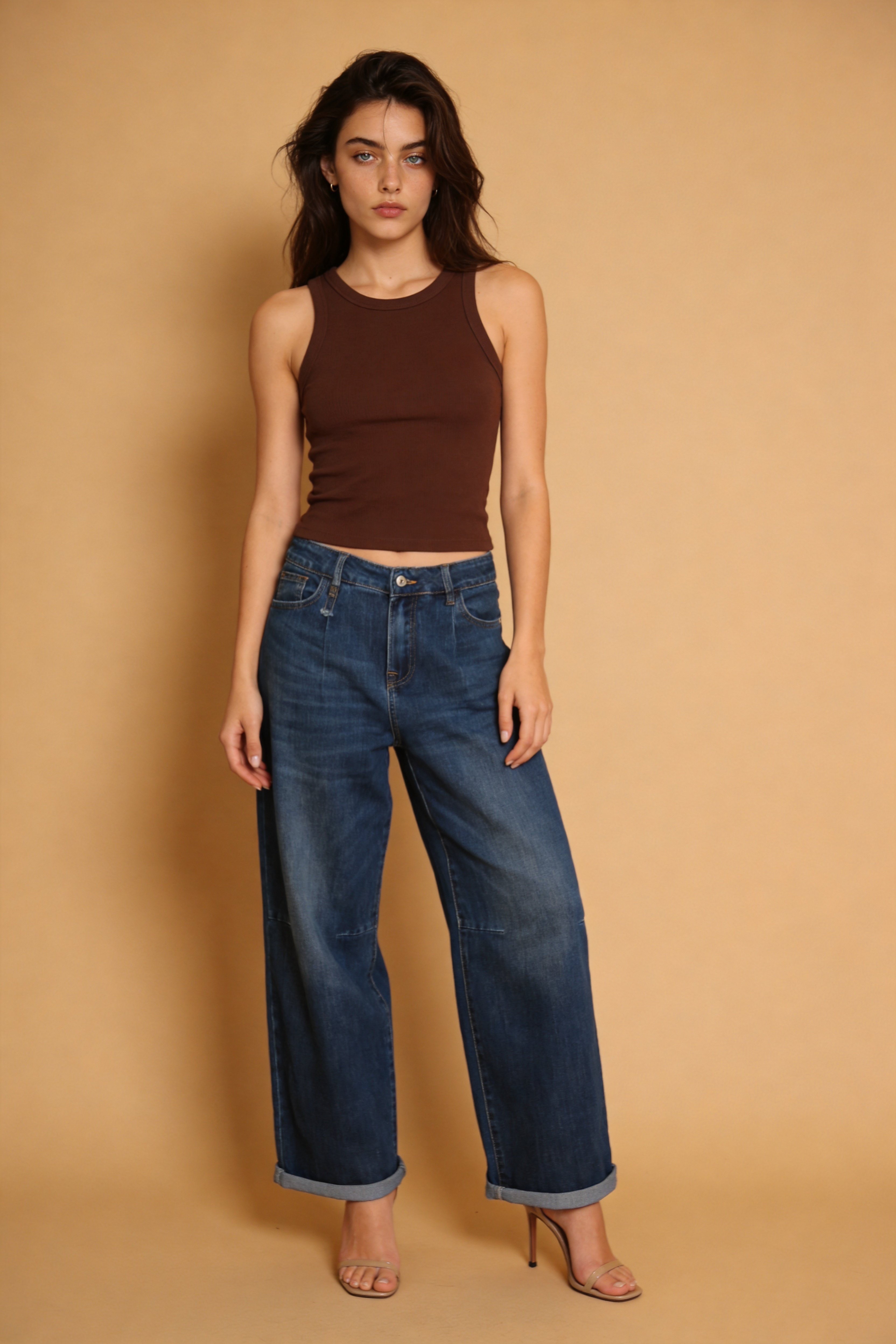 Hoher Bund, weiter Jeansschnitt