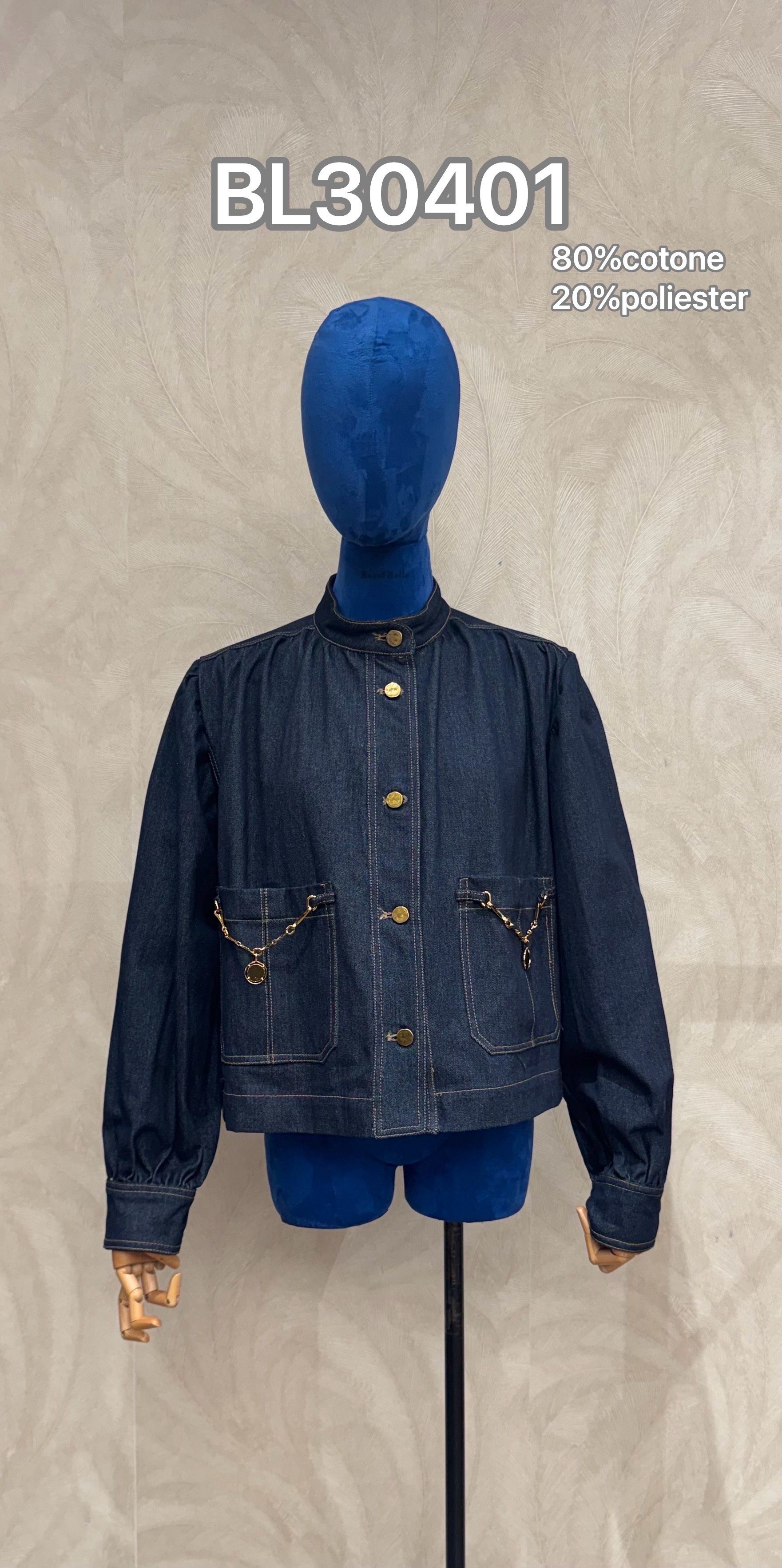 Jeansjacke bis zur Hüfte