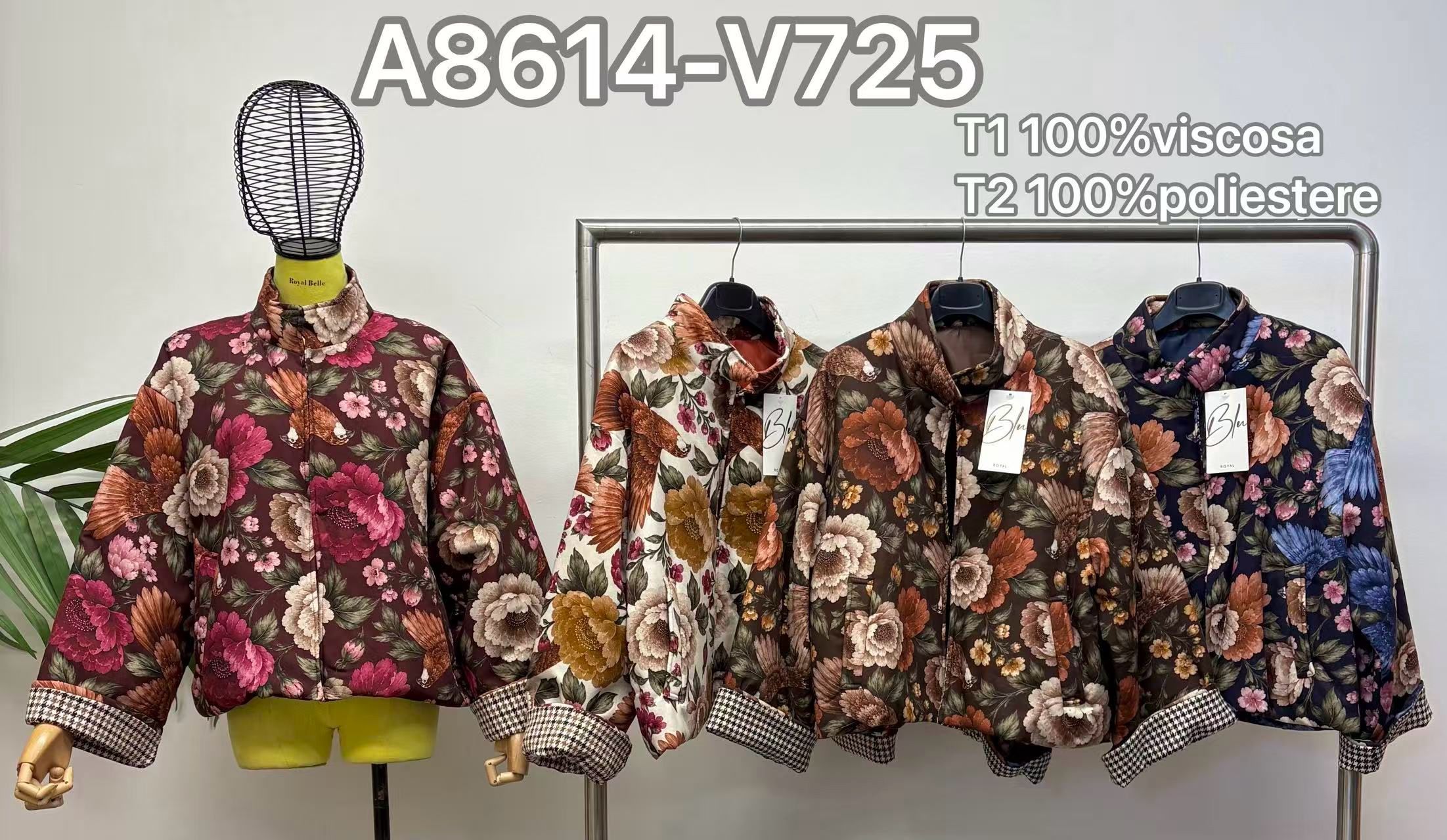 Kurze Blumenjacke mit Stehkragen