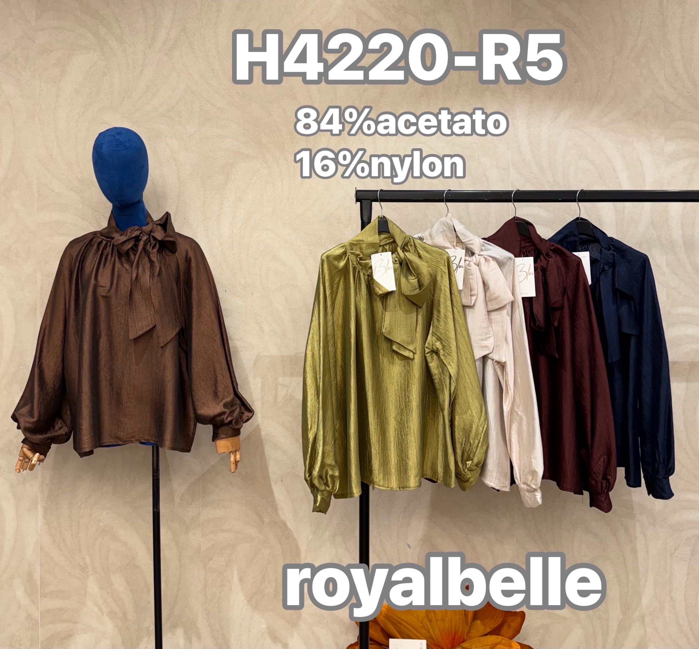 Bluse mit Schleifenkragen