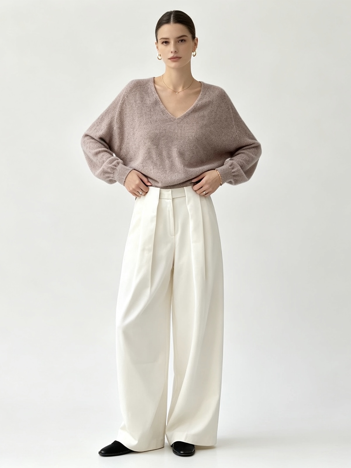 Oversize Pullover mit V‑Ausschnitt und Bischofsärmeln