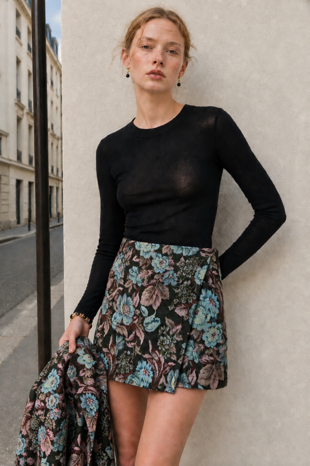 Floral Minirock im A-Linien-Schnitt
