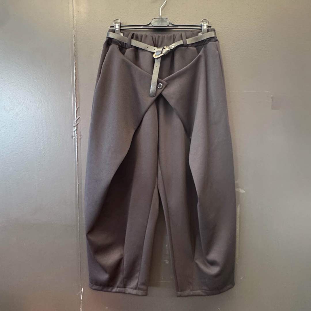 Locker geschnittene Straight-Hose