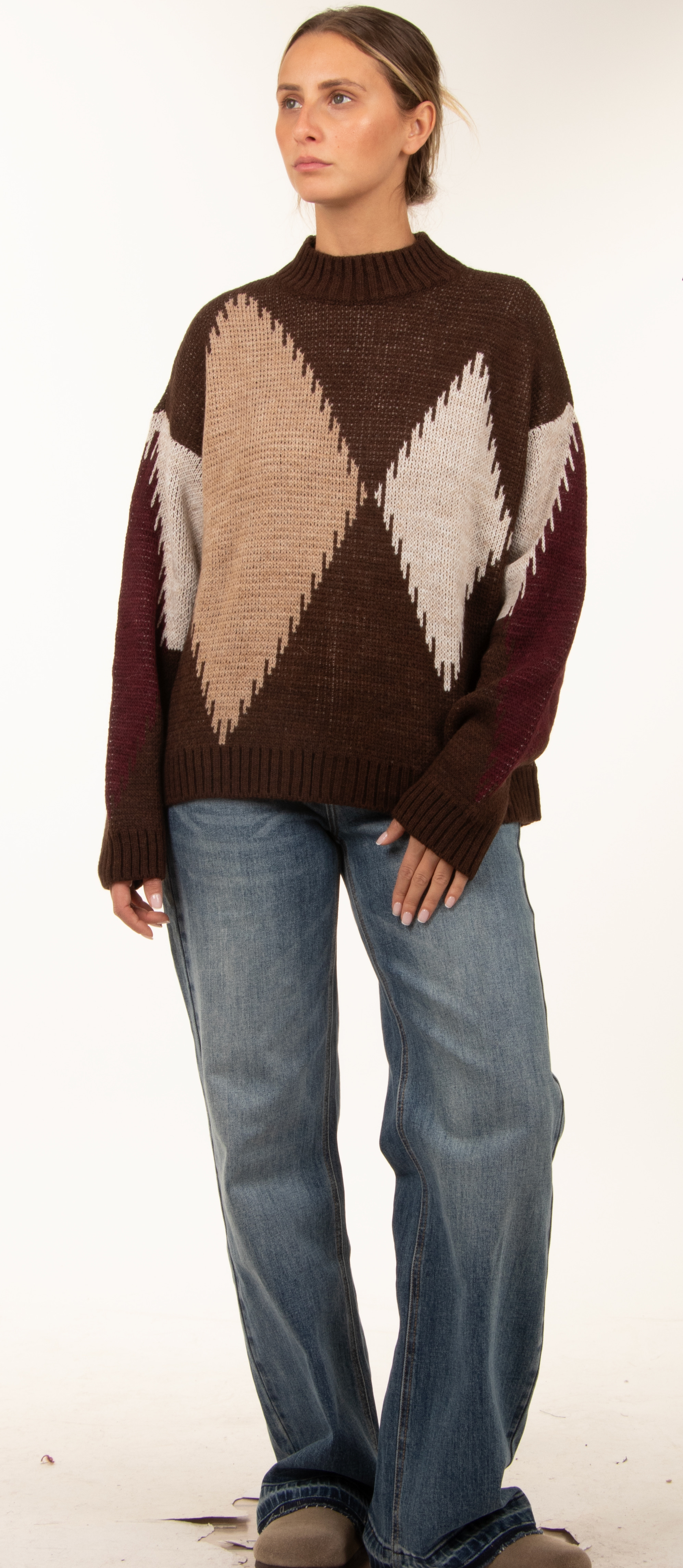 Lässiger Pullover mit Halbrollkragen