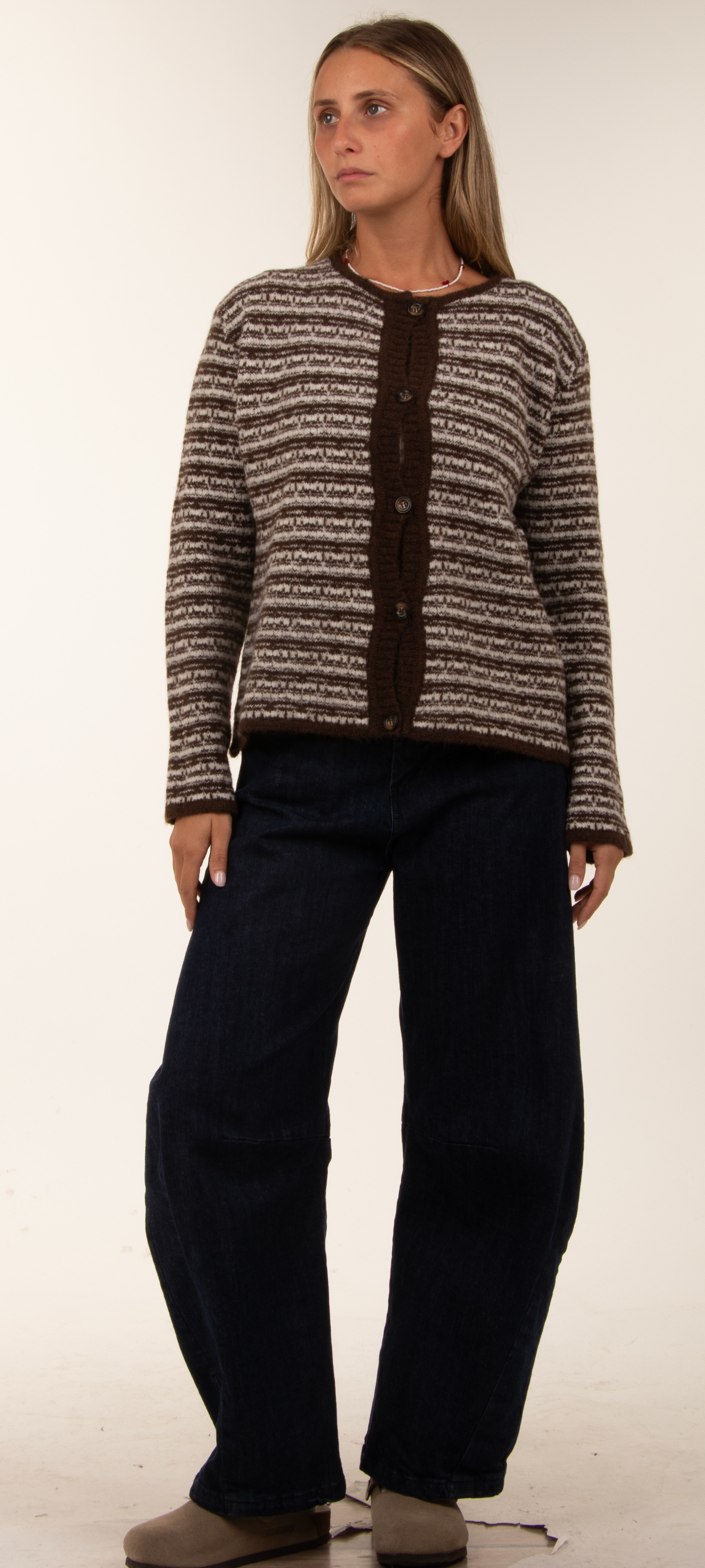Kurzgeschnittener gestreifter Cardigan