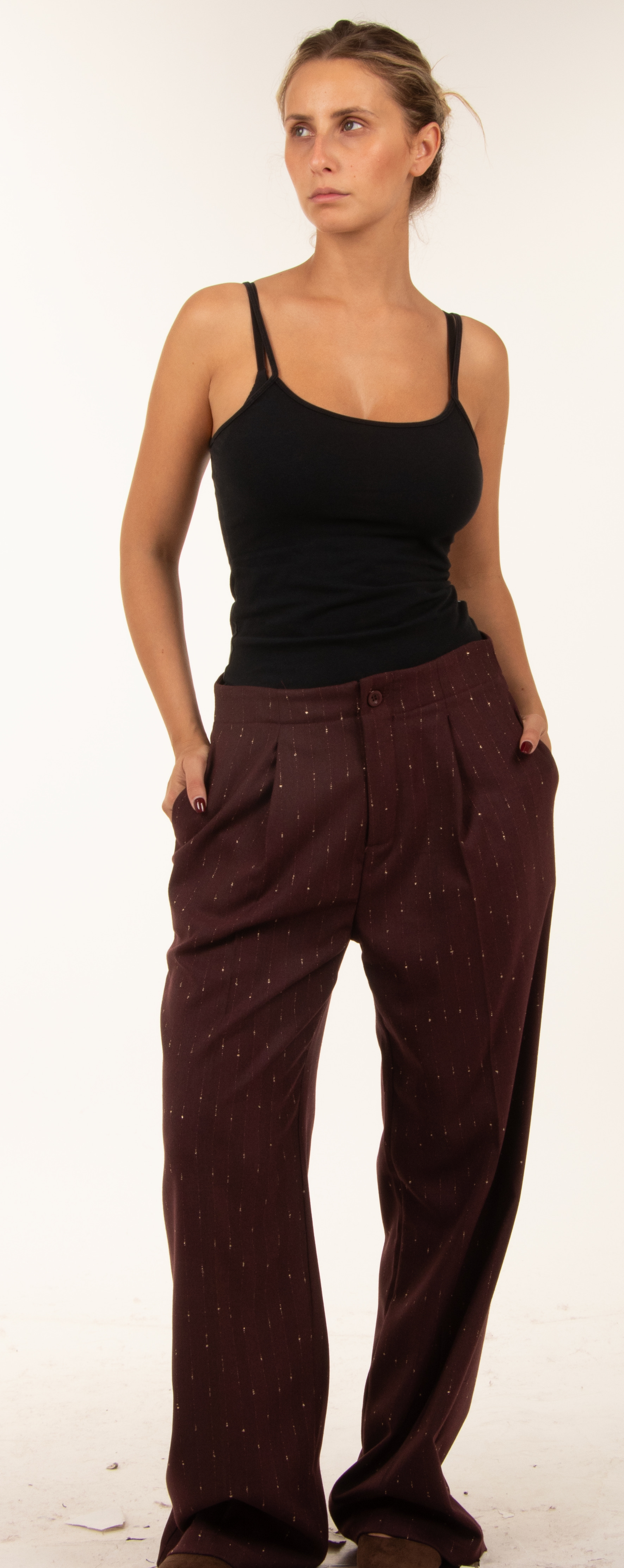 Weite Hose mit Falten