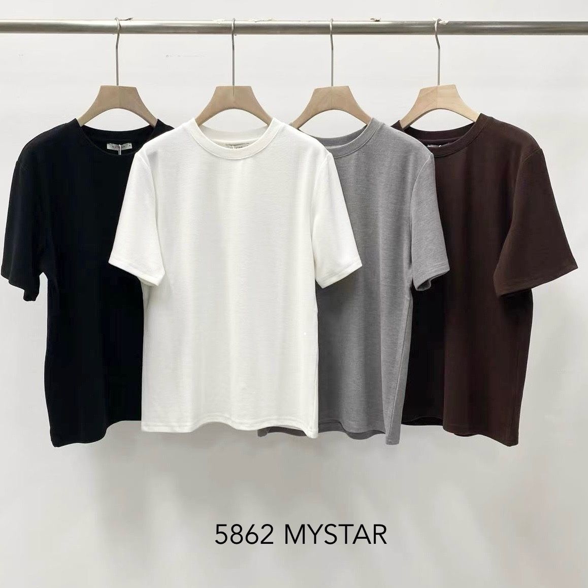 Basic T‑Shirt mit Rundhalsausschnitt