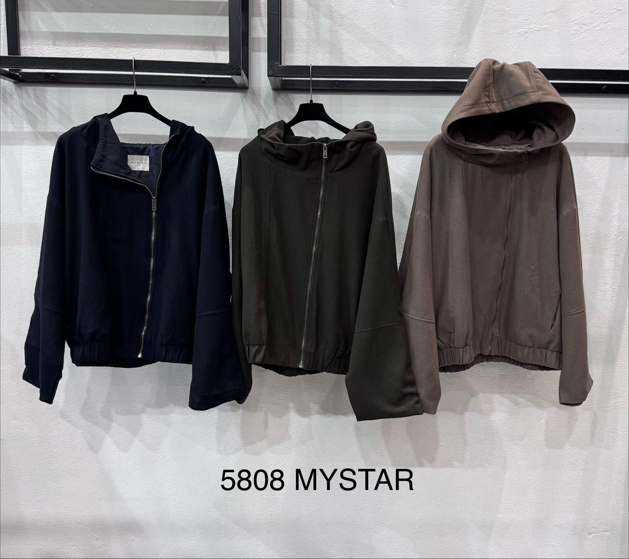 Oversize Jacke mit Kapuze