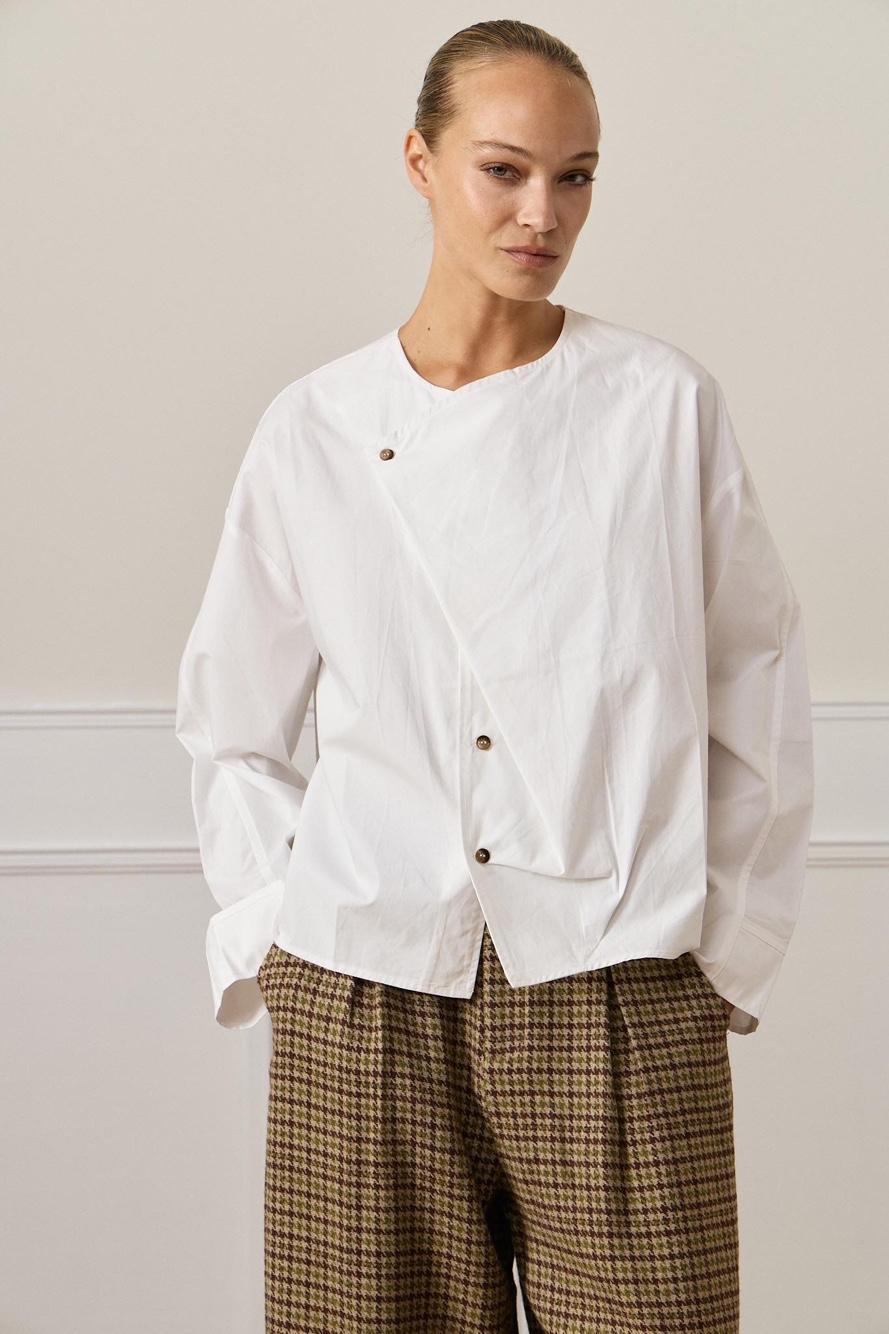 Oversized Bluse mit V-Ausschnitt