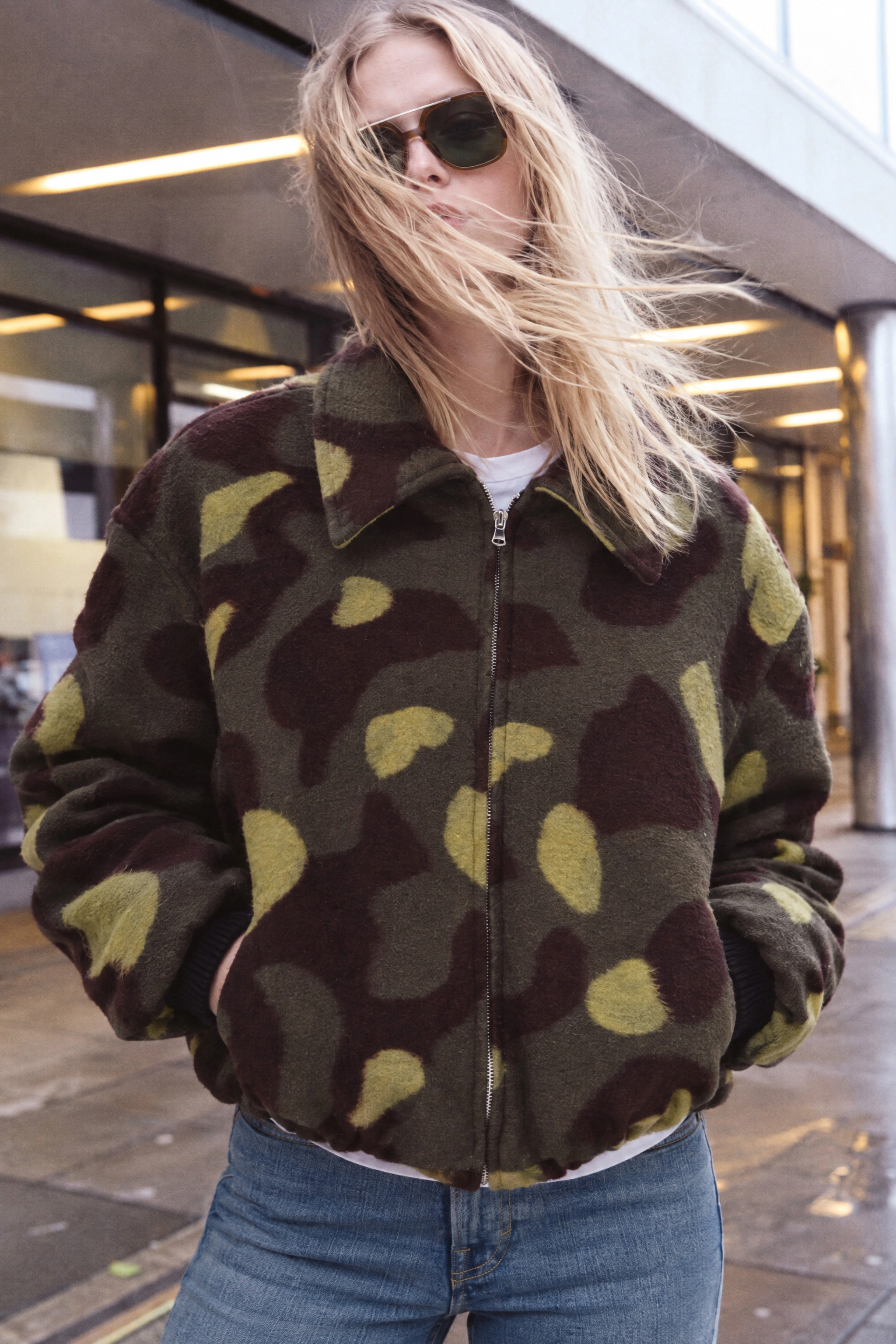 Bomberjacke mit Camouflage